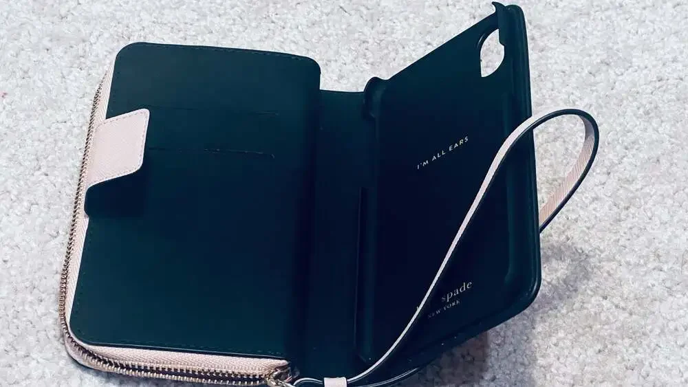 Kate Spade iPhone X / XS Wallet Case Zip Wristlet Blush Pink.